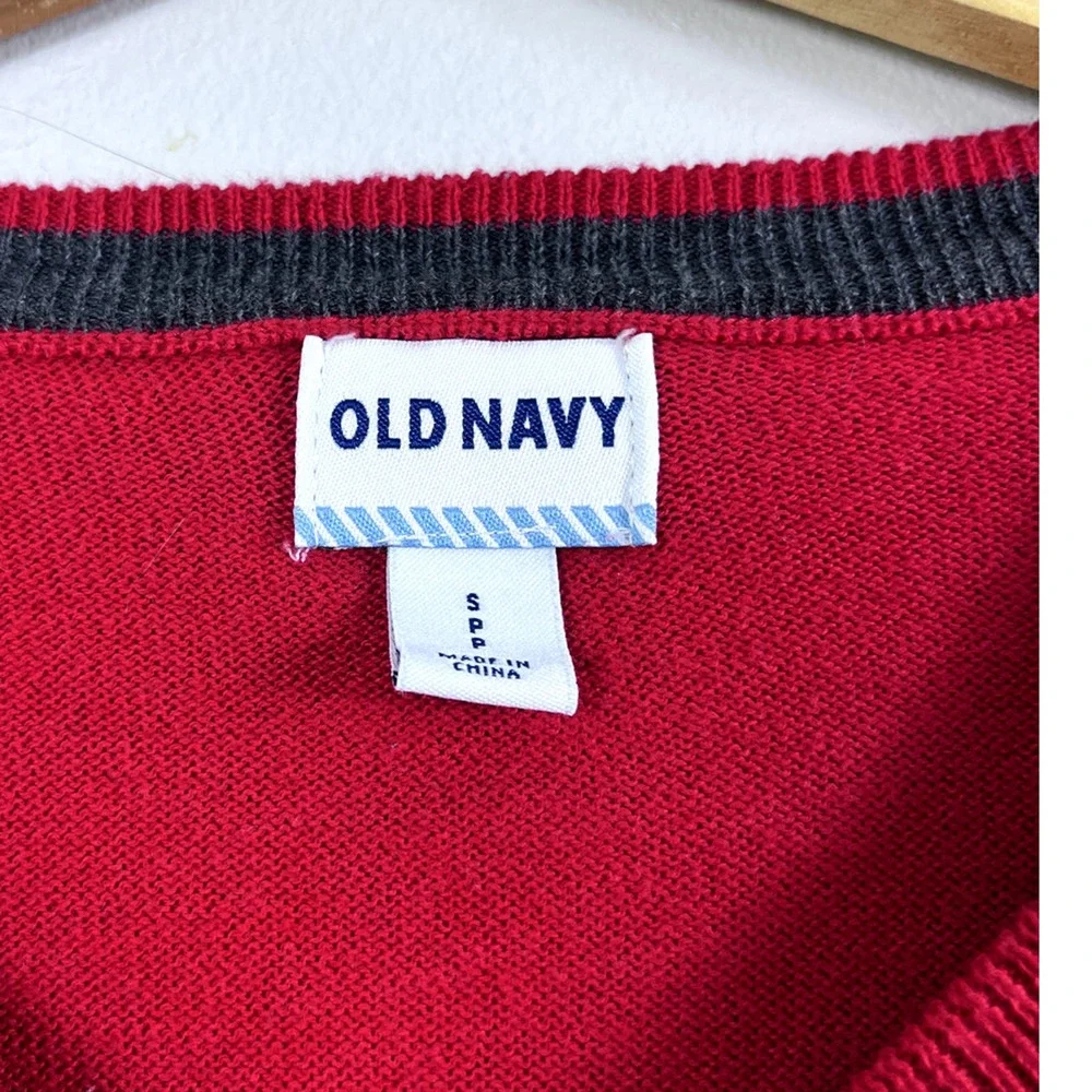Men's Red Old Navy Sweater S